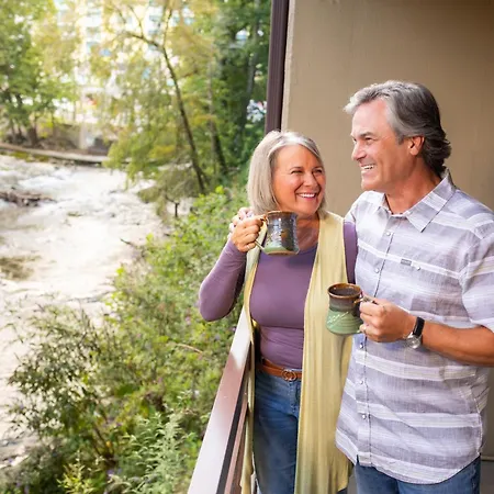 Greystone Lodge On The River Gatlinburg Esterno foto